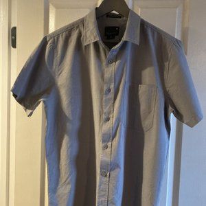 Men's short sleeve button down shirt MEDIUM